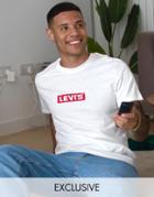 Levi's Small Chest Boxtab Logo T-shirt In White