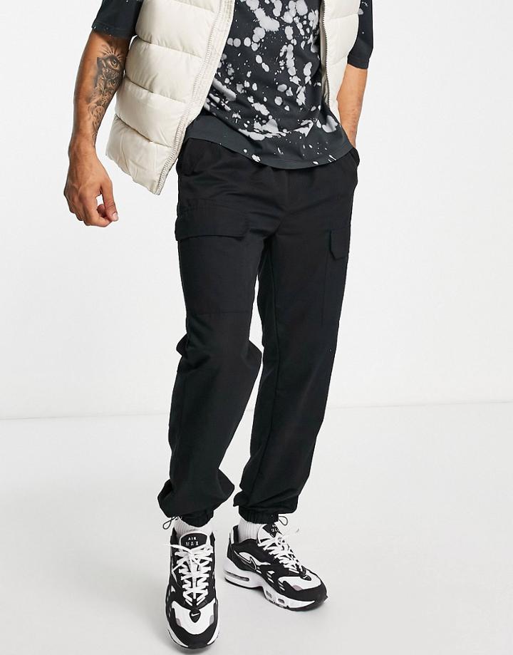 Mennace Cargo Pants In Black