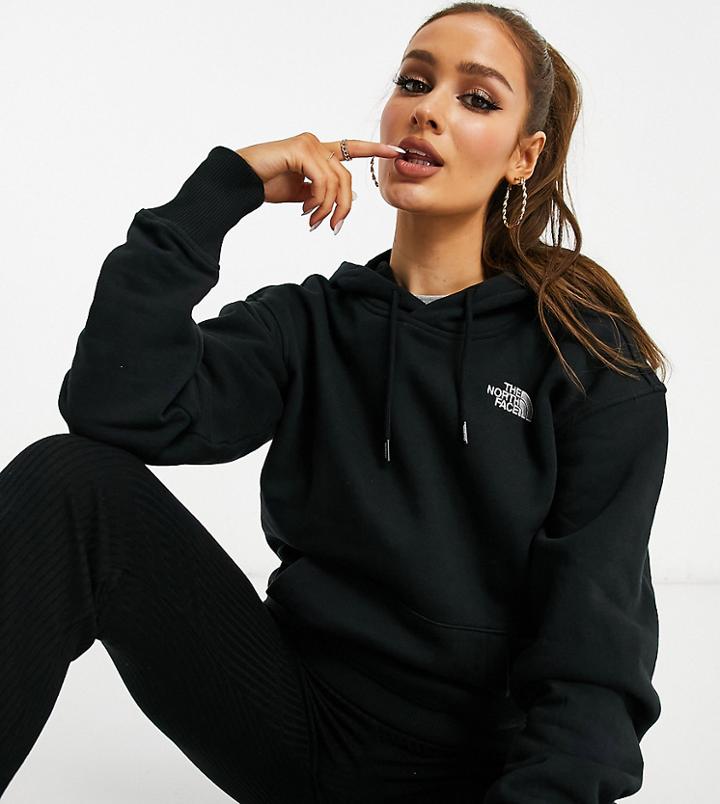 The North Face Essential Hoodie In Black