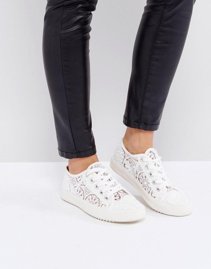 London Rebel Lace Sneaker - White