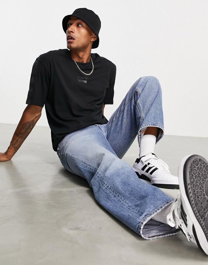 Adidas Originals Ryv Logo T-shirt In Black
