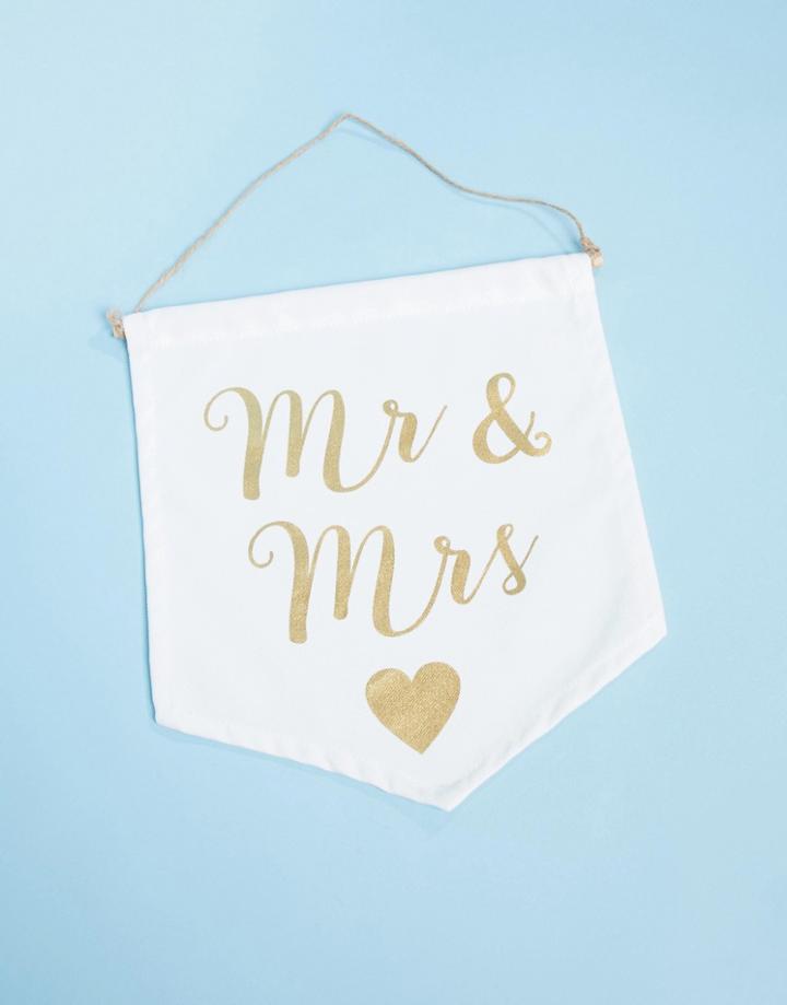 Sass & Belle Wedding Mr & Mrs Wall Hanging - Multi