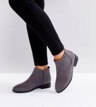 New Look Wide Fit Suedette Flat Ankle Boot - Gray