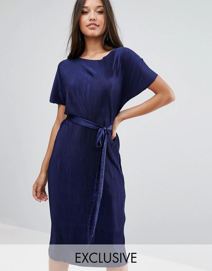 Club L Plisse T-shirt Dress With Waist Tie - Navy