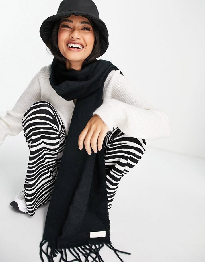 Topshop Supersoft Scarf With Woven Tab In Black - Black