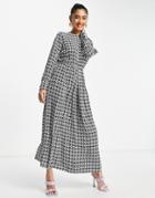 Trendyol Geometric Floral Maxi Dress In Navy-blues