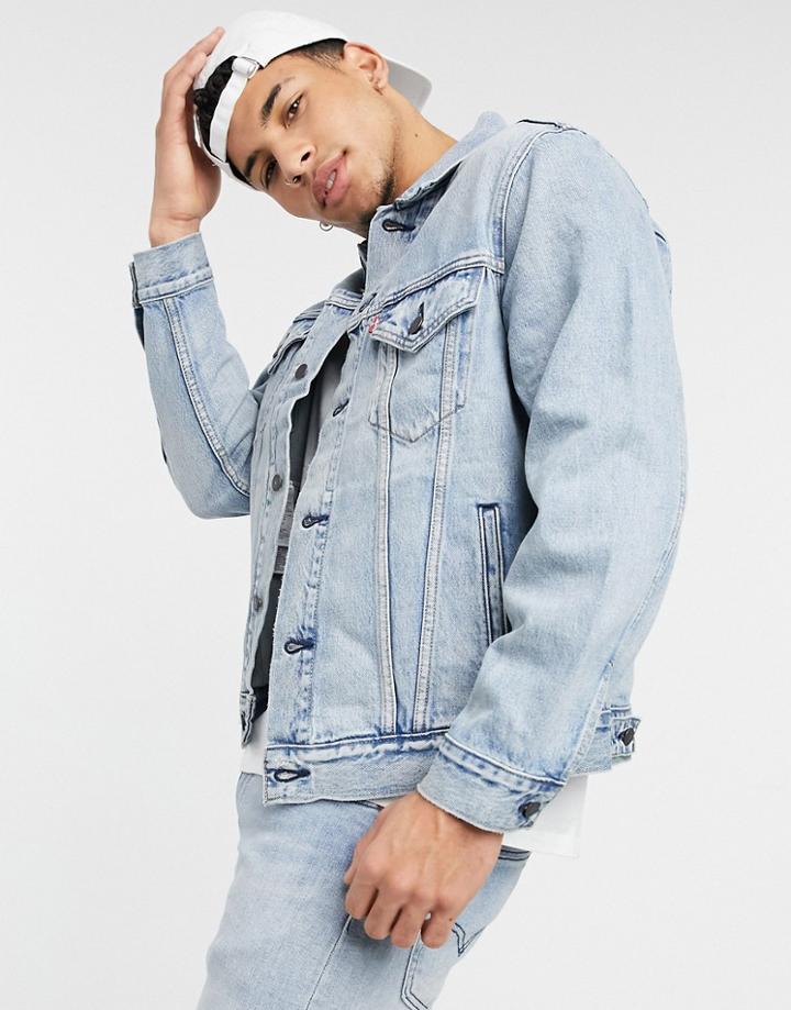 Levi's Vintage Relaxed Fit Denim Trucker Jacket In Extreme Light Wash-blues