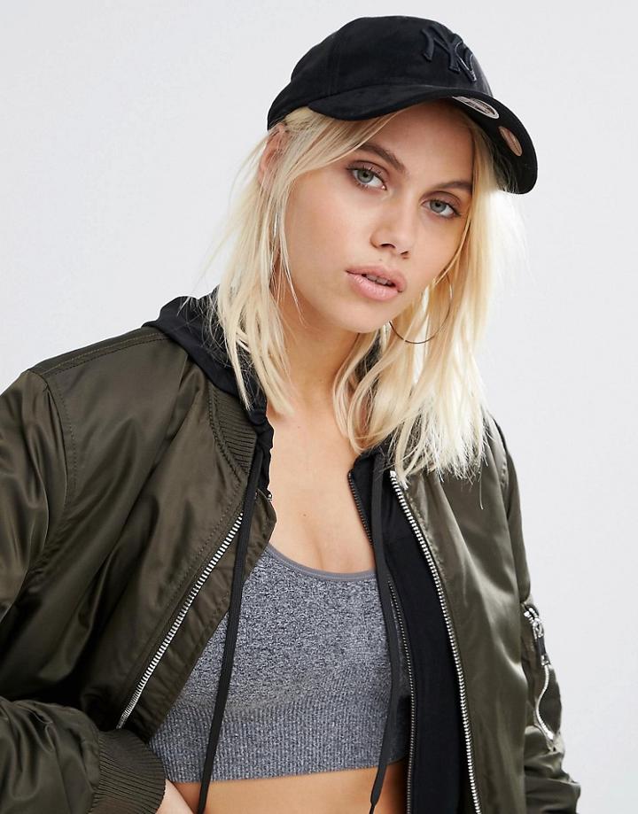 New Era Suede 9 Forty Cap In Black - Black
