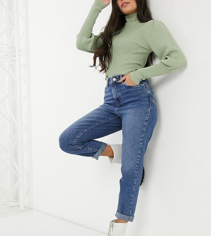 New Look Petite Waist Enhancing Mom Jeans In Light Blue