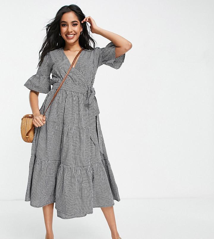 Influence Petite Cotton Poplin Wrap Dress In Gingham-multi