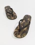 Pull & Bear Flip Flop In Camo - Green