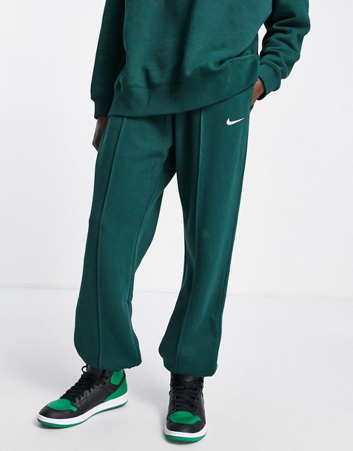 Nike Trend Fleece Oversized Sweatpants In Dark Green