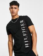 Tommy Hilfiger Vertical Logo T-shirt In Black