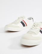Asos Design Vegan Friendly Retro Trainers In White With Navy And Red Stripe - White