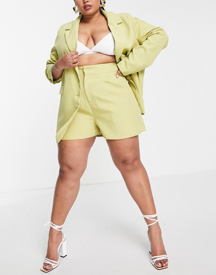 In The Style Plus X Perrie Sian Tailored Short In Lime-green