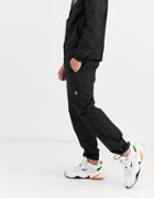 Entente Nylon Sweatpants In Black