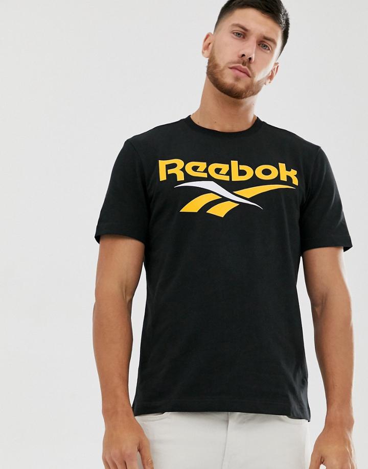 Reebok T-shirt With Vector Logo In Black