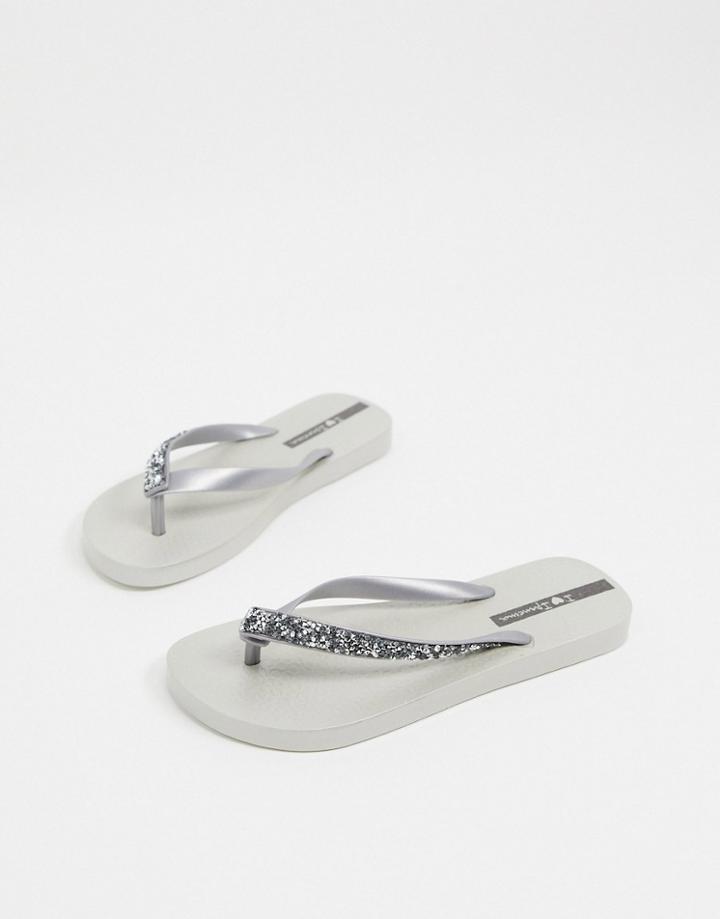 Ipanema Glam Flip Flops In Silver