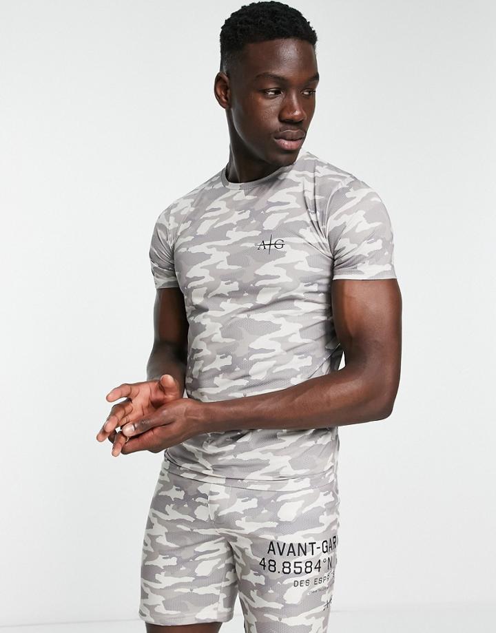 Avant Garde Grid T-shirt In Ecru Camo - Part Of A Set-blue