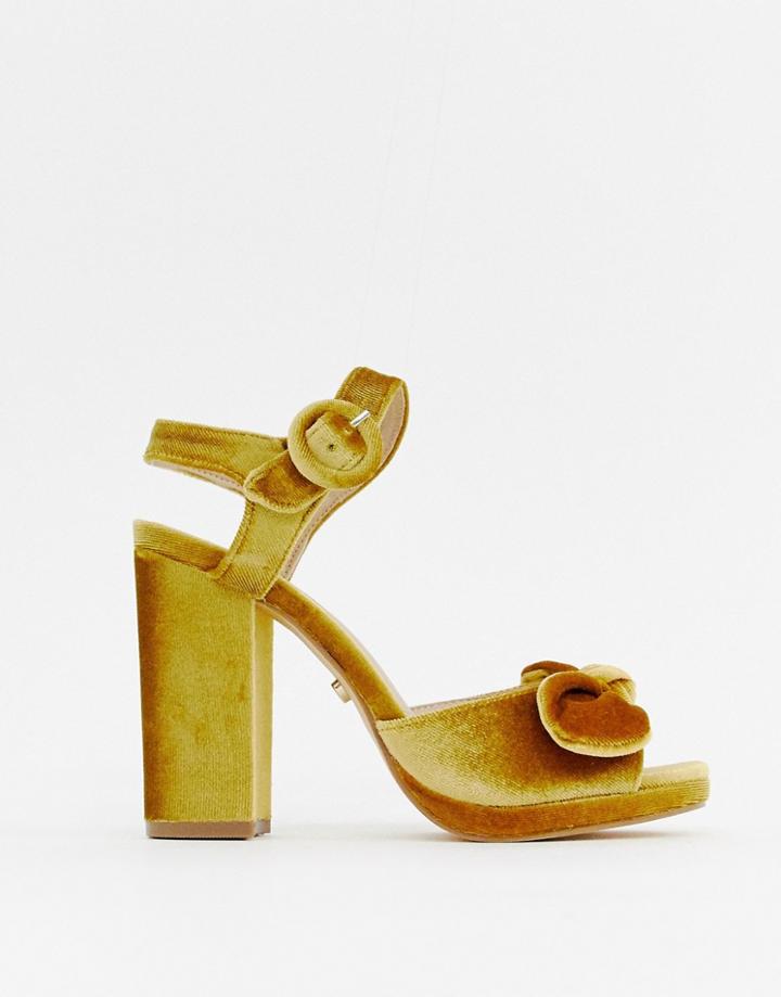 Oasis Block Heeled Sandals In Yellow Velvet - Yellow