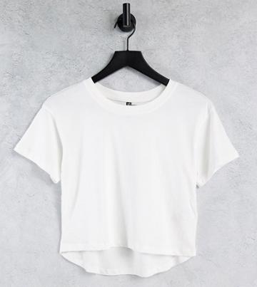Pieces Petite Crop T-shirt In White