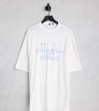 I Saw It First Plus Oversized Motif Tee In White