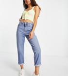 New Look Petite Waist Enhance Mom Jeans In Mid Blue-blues