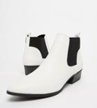 Qupid Kitten Heel Chelsea Boots - White