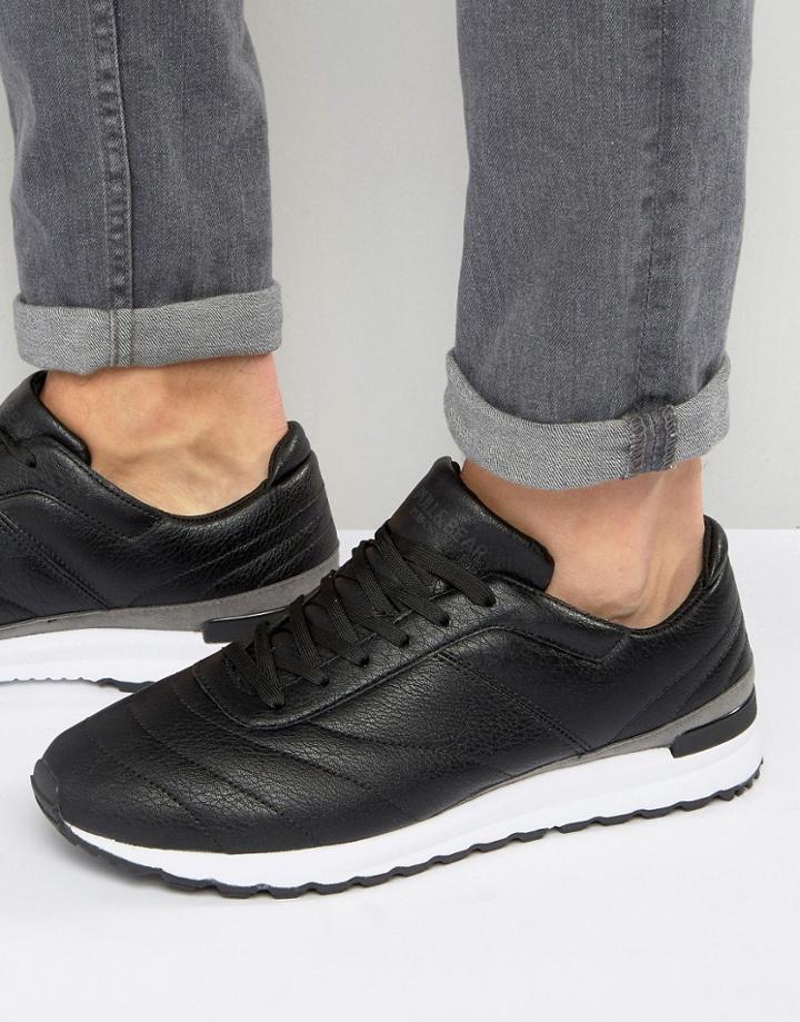 Pull & Bear Faux Leather Runner Sneakers In Black - Black
