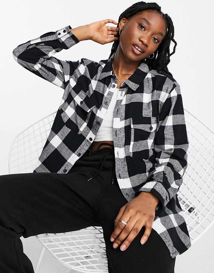 Roxy Turn It Up Plaid Shirt In Black/white-multi