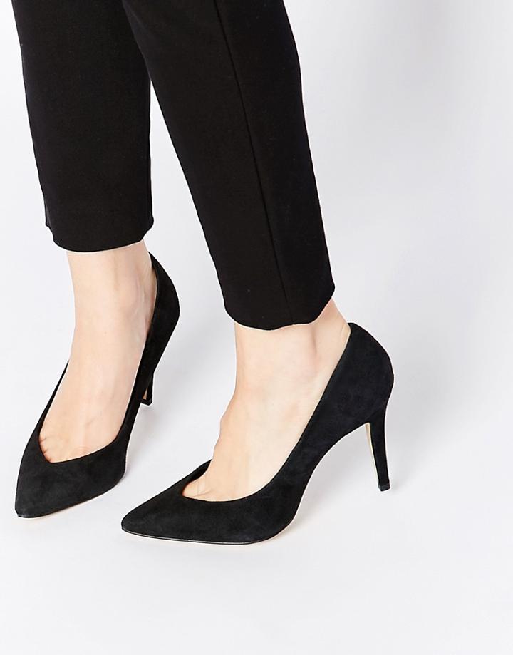 Ravel Point Pumps - Black