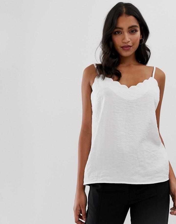 Vila Scallop Edge Cami Top In White