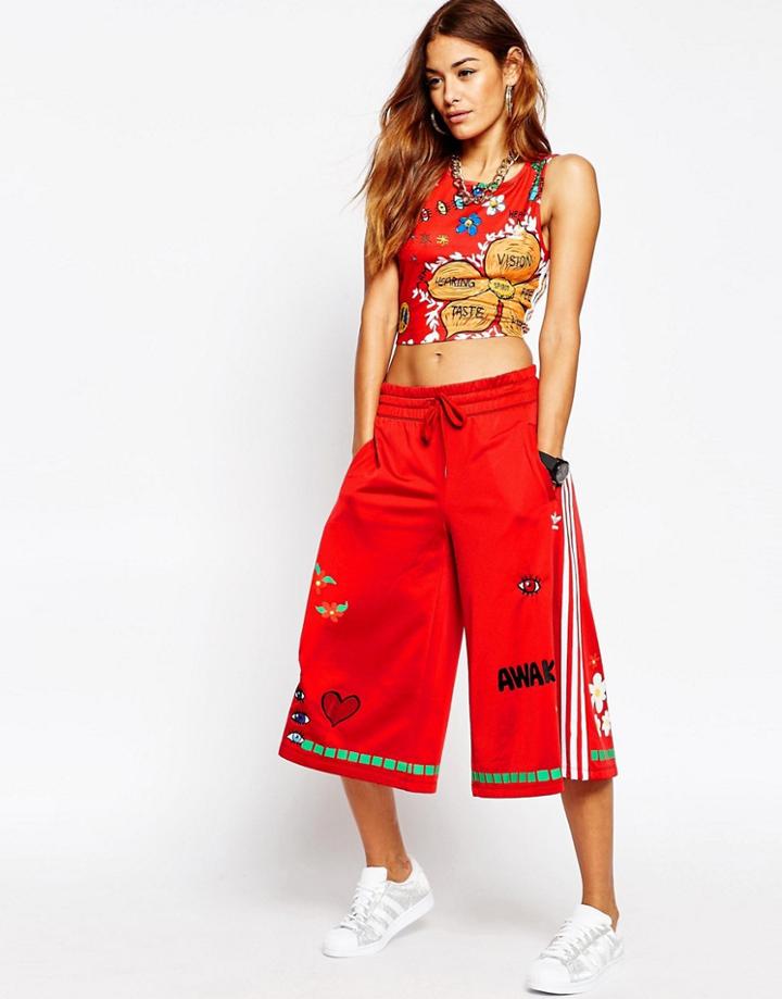 Adidas Originals Pharrell Williams Longline Shorts With All Over Festival Print & 3 Stripe - Red