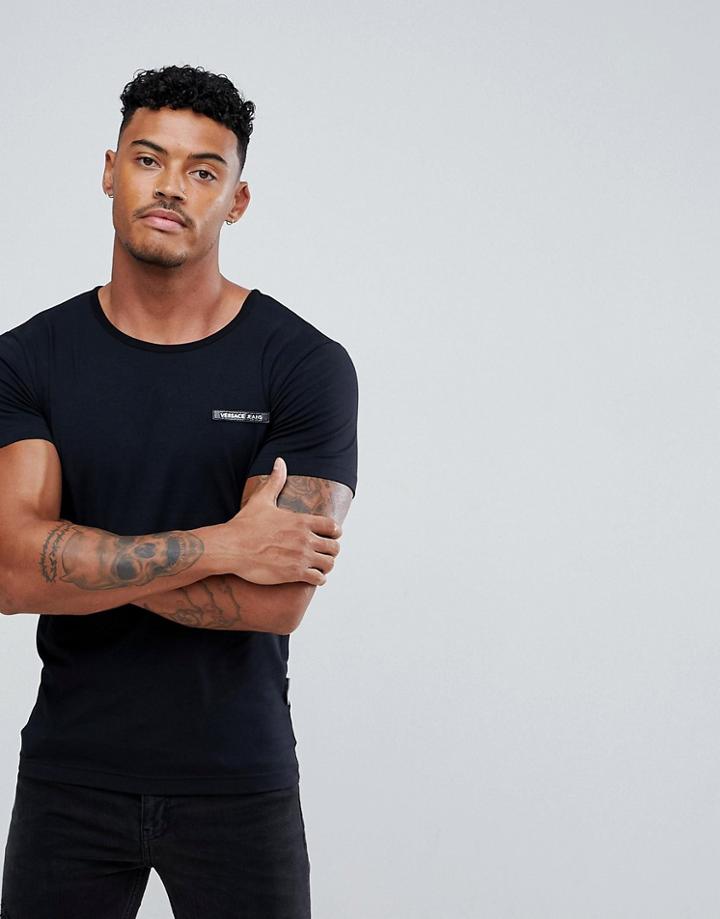 Versace Jeans T-shirt In Black With Badge Logo - Black
