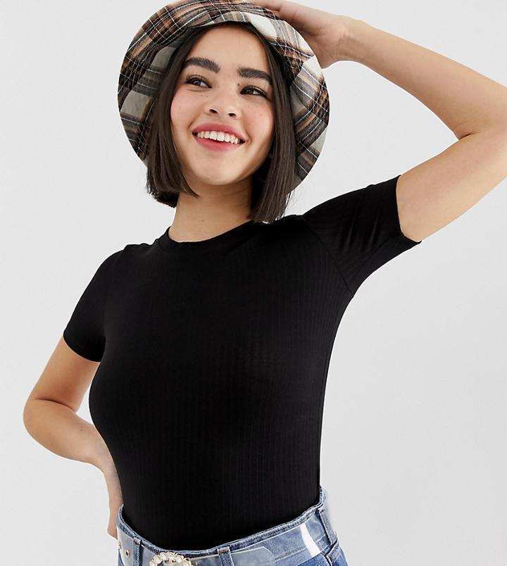 Monki T-shirt In Black - Black