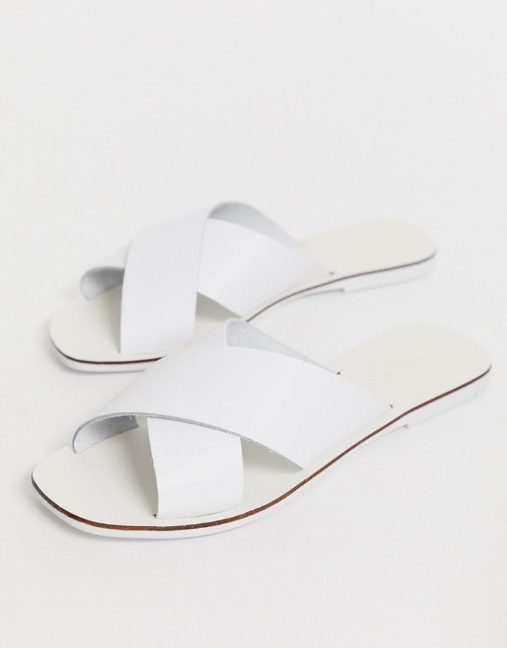 Pieces Leather Crossover Sandal-white
