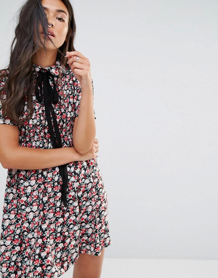 Motel Smock Dress With Ribbon Tie Neck In Ditsy Floral - Multi
