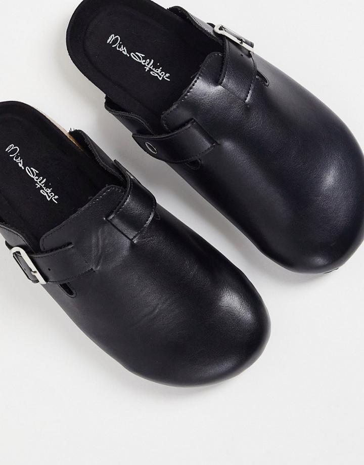 Miss Selfridge Venus Closed Toe Slippers In Black