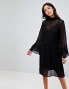 Gestuz Floaty Dress With Fluted Sleeves - Black