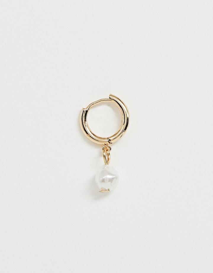 Asos Design Single Hoop Earring With Faux Freshwater Peal Charm In Gold Tone - Gold