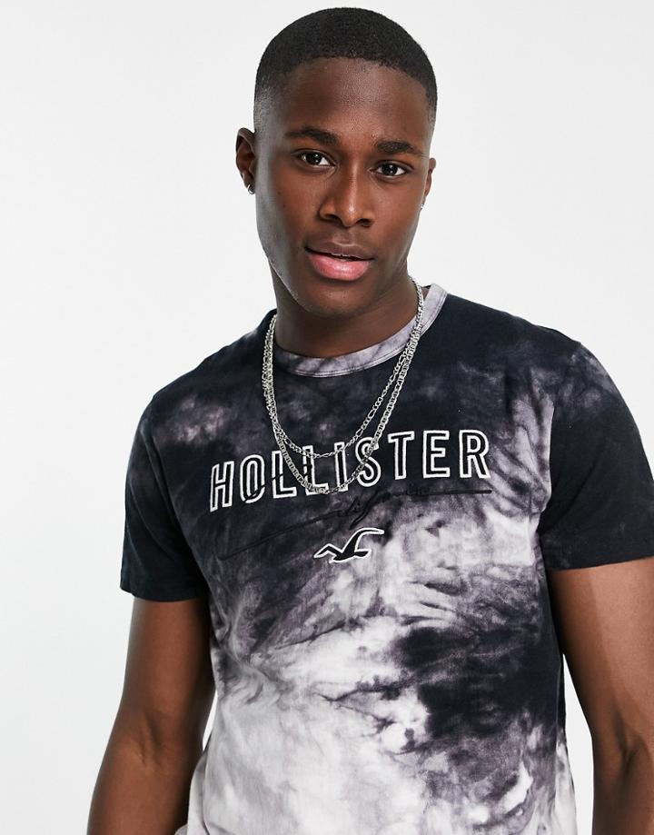 Hollister Large Front Logo Acid Wash T-shirt In Black