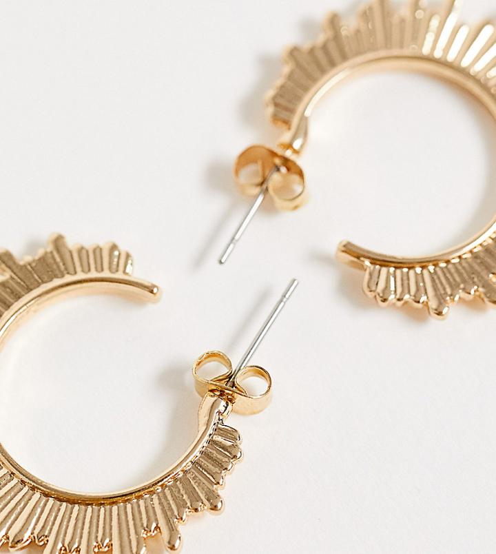 Pieces Ornate Hoop Earrings In Gold