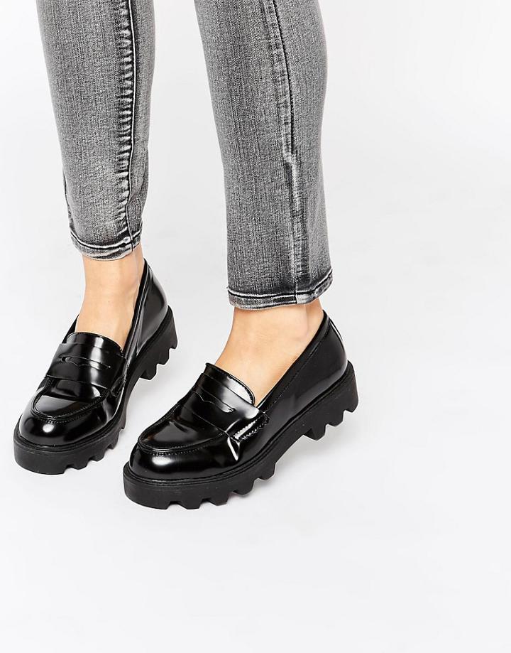 Truffle Chunky Sole Loafer - Black