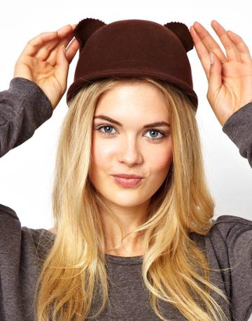 Arrogant Cat London Cloche With Ears