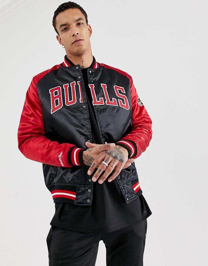 Mitchell & Ness Chicago Bulls Satin Jacket In Black & Red - Red