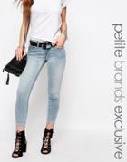 Noisy May Petite Eve Light Wash Ankle Jeans With Zip Detail - Blue