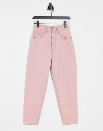 Tommy Jeans Mom Jean In Pink