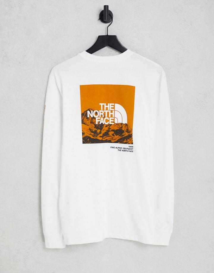 The North Face Logo Play Long Sleeve T-shirt In White