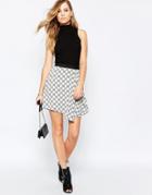 Sisley Flippy Skirt In Grid Print - 65f
