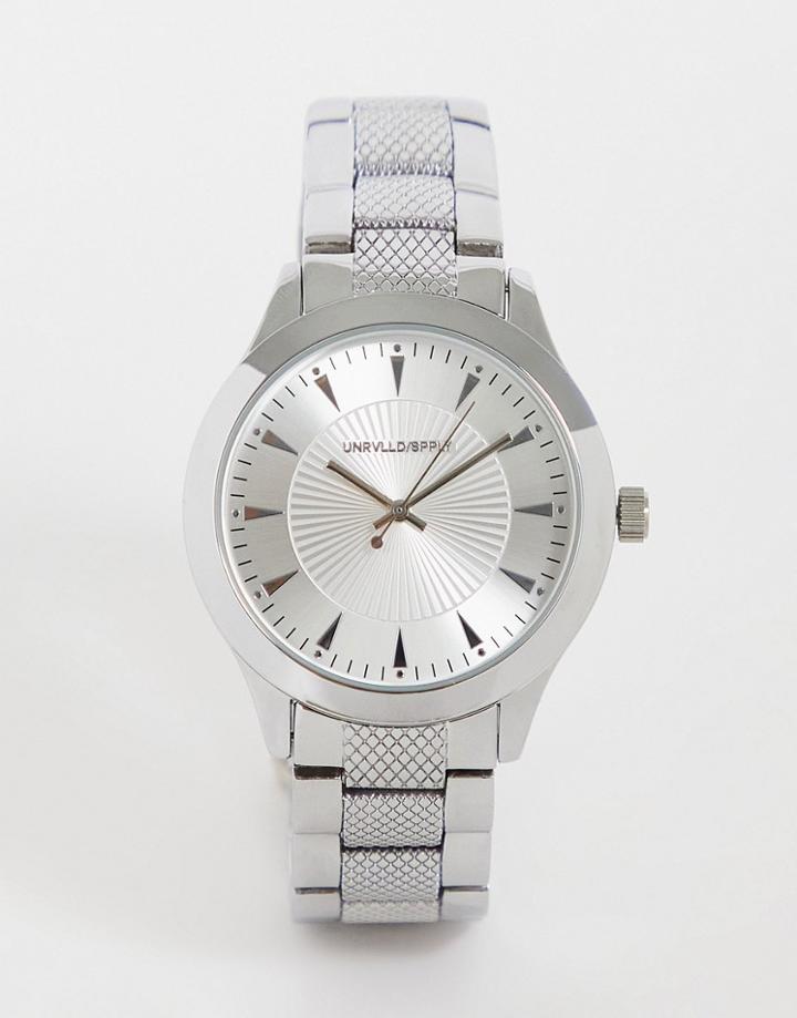 Asos Design Bracelet Watch With Strap Detail In Silver With Gunmetal Face With Line Detail Texture